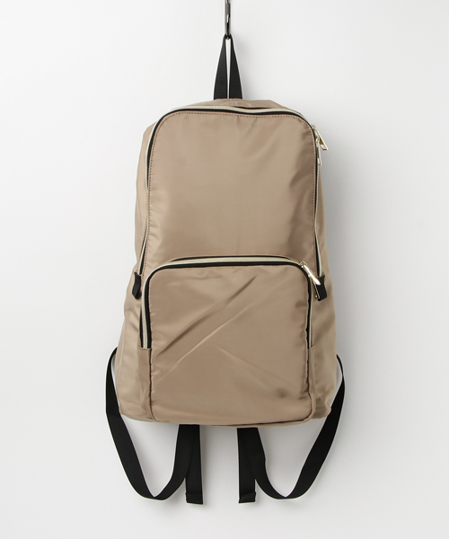 Rename（リネーム）の「Rename ゴールド ファスナー ナイロン デイバッグ リュックサック バックパック（バックパック/リュック・レディース・ブラック/ベージュ/カーキ/ネイビー/モカ/グレイッシュベージュ・FREE）」の15枚目の写真