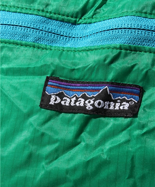 BEAMS BOY（ビームスボーイ）の「Patagonia / “Lightweight Travel Tote” 12FW（トートバッグ・メンズ・レッド/グリーン・ONE SIZE）」の7枚目の写真