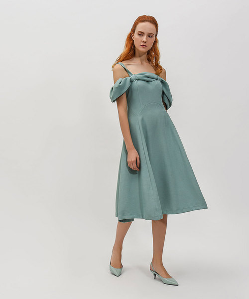 CHARLES & KEITH（チャールズ & キース）の「スリングバックキトンヒール / SLING BACK KITTEN HEELS（パンプス・レディース・ブラック/グリーン/ピンク・22.5cm/23.5cm/23cm/24.5cm/25cm/25.5cm）」の10枚目の写真