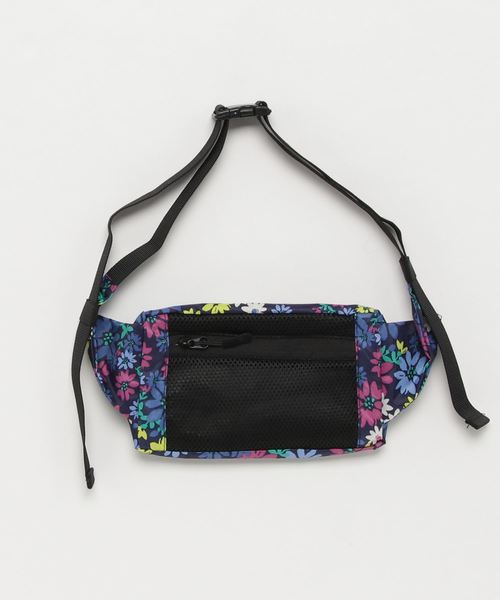 KiU（キウ）の「ウォータープルーフボディバッグミニ【1】（ボディバッグ/ウエストポーチ・レディース・カーキ/ピンク/グリーン/サンドベージュ/ダークブルー/ブルー系その他/ブラック系その他2/ブラック/ブラック系その他・FREE）」の12枚目の写真