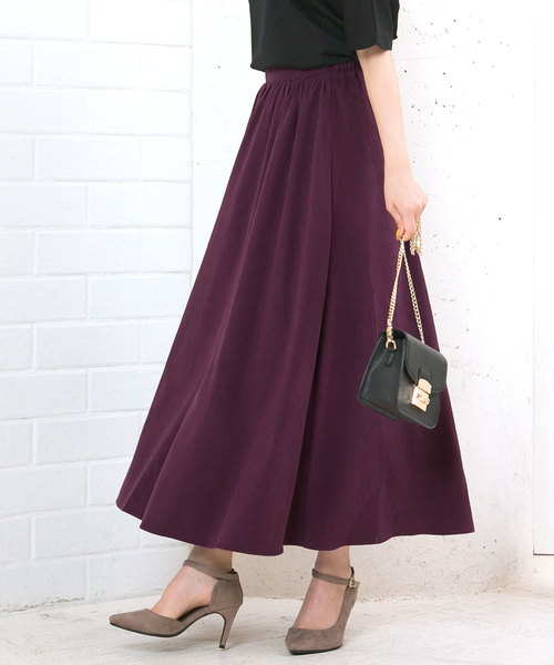 KOBE LETTUCE（コウベレタス）の「ピーチスキンタッチミディ丈フレアスカート（スカート・レディース・ダークグリーン/ブラック/グレイッシュベージュ/マスタード/パープル/ボルドー/アイボリー/ベージュ/ブルー/プラム/レッド・FREE）」の8枚目の写真