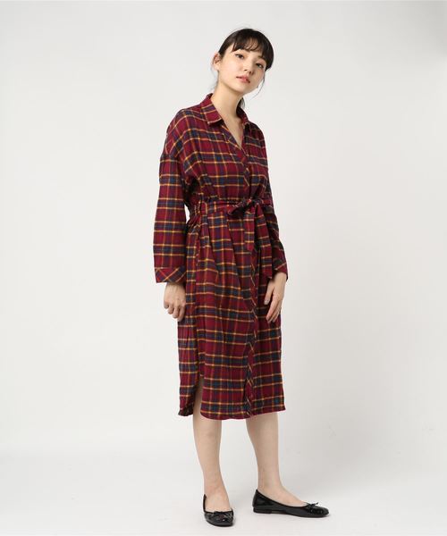 KOBE LETTUCE（コウベレタス）の「ウエストリボン付きチェック柄ロングシャツワンピース＊レディース/[E1877]神戸レタス（シャツワンピース・レディース・ネイビー/イエロー/ボルドー・FREE）」の3枚目の写真