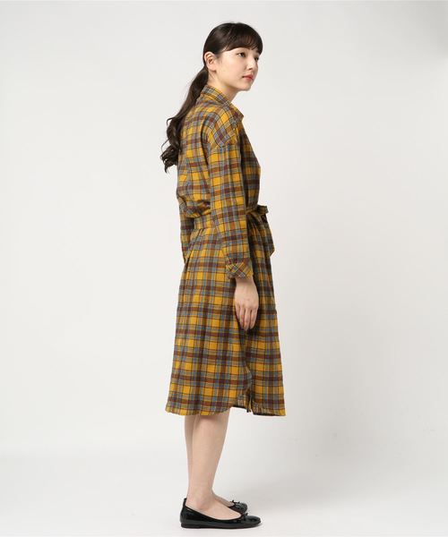 KOBE LETTUCE（コウベレタス）の「ウエストリボン付きチェック柄ロングシャツワンピース＊レディース/[E1877]神戸レタス（シャツワンピース・レディース・ネイビー/イエロー/ボルドー・FREE）」の5枚目の写真