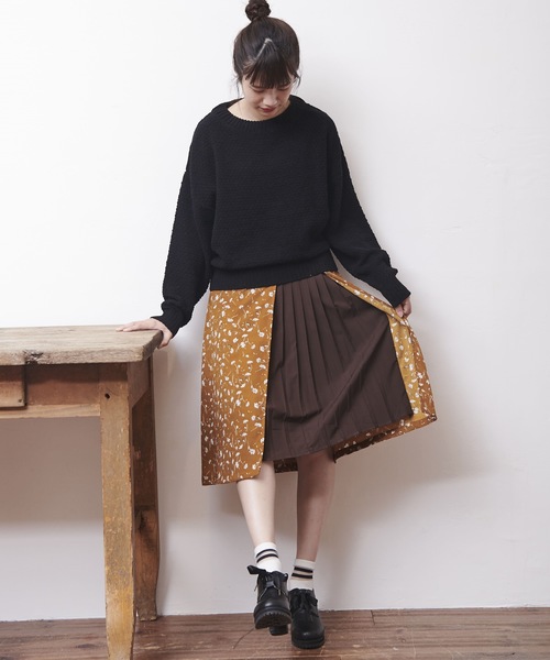 OLIVE des OLIVE（オリーブデオリーブ）の「かるーい ワッフルニット（ニット/セーター・レディース・ブラック/オフホワイト/キャメル/ラベンダー・FREE）」の5枚目の写真