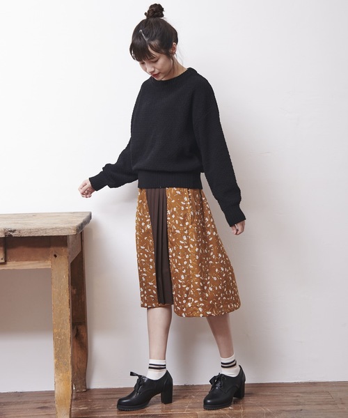 OLIVE des OLIVE（オリーブデオリーブ）の「かるーい ワッフルニット（ニット/セーター・レディース・ブラック/オフホワイト/キャメル/ラベンダー・FREE）」の6枚目の写真