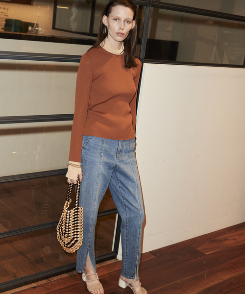 MAISON SPECIAL(メゾンスペシャル)の「バックレースアップニット 【MAISON SPECIAL/メゾンスペシャル】(ニット/セーター・レディース・ブラック/アイボリー/キャメル・FREE)」の4枚目の写真