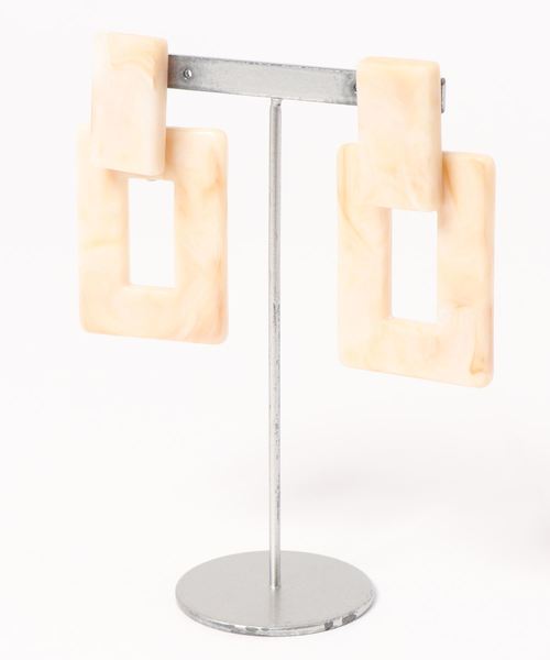 KOBE LETTUCE（コウベレタス）の「マーブルスクエアボリュームピアス（ピアス（両耳用）・レディース・アイボリー/ブラウン・FREE）」の4枚目の写真