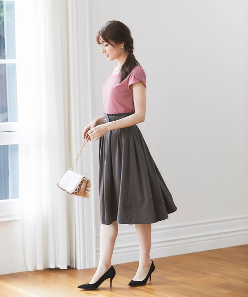 tocco closet（トッコ　クローゼット）の「ベルト付きウエストプチフリル装飾フレアスカート（スカート・レディース・チャコールグレー/ブルーグレー/モカ/ピンク系その他/グリーン系その他/コーラルピンク/ネイビー/ラベンダー/ベージュ/グレー系その他・M/L）」の19枚目の写真