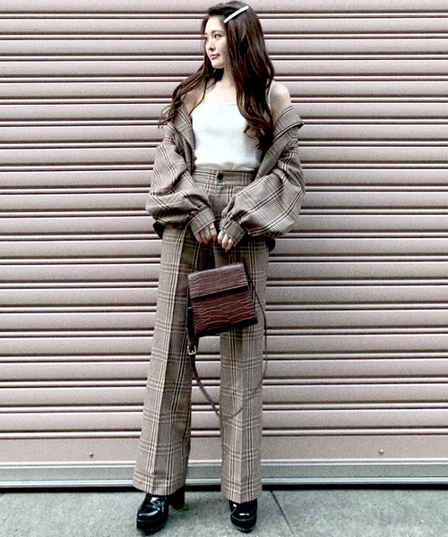 archives（アルシーヴ）の「【SETUPにも】先染めチェックストレートパンツ（その他パンツ・レディース・ベージュ/ブラウン・MEDIUM）」の2枚目の写真