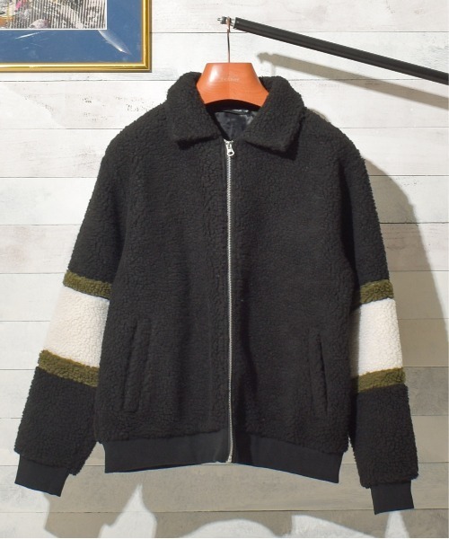 Bling Leads（ブリングリーズ）の「/Bling Leads/ボアジャケット（ブルゾン・レディース・ホワイト/ブラック/ベージュ/ブラック系その他/キャメル/ダークグリーン/ライトパープル/カーキ・MEDIUM/LARGE/X-LARGE）」の4枚目の写真