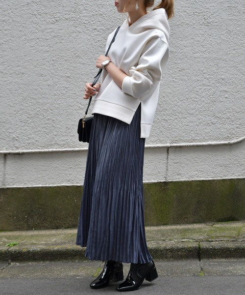 Ambre Neige（アンブルネージュ）の「パウダリーポンチフーディパーカー/ラフィヌモンパーカー/ラフィヌモンシリーズ【WEB/EC限定商品】（パーカー・レディース・ブラック/オフホワイト/サックスブルー/モカ・FREE）」の12枚目の写真