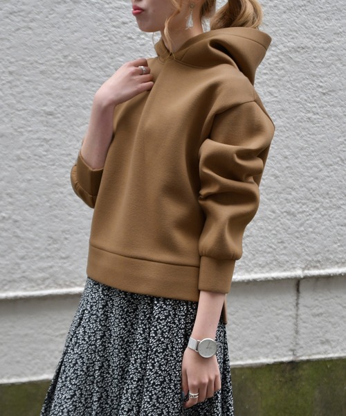 Ambre Neige（アンブルネージュ）の「パウダリーポンチフーディパーカー/ラフィヌモンパーカー/ラフィヌモンシリーズ【WEB/EC限定商品】（パーカー・レディース・ブラック/オフホワイト/サックスブルー/モカ・FREE）」の13枚目の写真