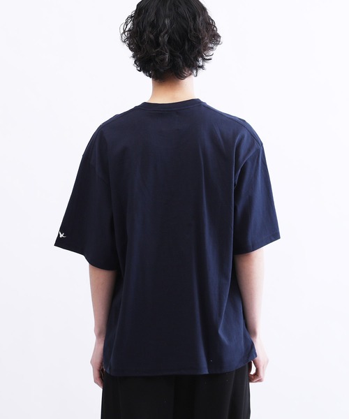 Mark Gonzales（マーク・ゴンザレス）の「Mark Gonzales / マークゴンザレス Lulu＆Arnie 別注 コラボ ビッグシルエット 刺繍 半袖T（Tシャツ/カットソー・メンズ・ホワイト/ブラック/ダークグリーン/ベージュ/ネイビー/ブラウン/ピンク/ホワイト系その他/ブラック系その他・SMALL/MEDIUM/LARGE/X-LARGE）」の18枚目の写真