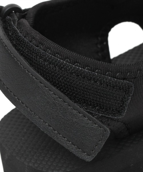 LAKOLE（ラコレ）の「3テープサンダル / LAKOLE（サンダル・レディース・ブラック/キャメル・MEDIUM/LARGE）」の6枚目の写真