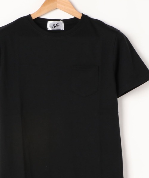 ARCHIVER(アーカイバ)の「【Bl】無地半袖ポケット付きクルーネックTシャツ(Tシャツ/カットソー・レディース・ホワイト/ブラック/ネイビー/ピンク系その他/グレー/カーキ/ピンク/イエロー系その他・MEDIUM/LARGE/X-LARGE)」の3枚目の写真
