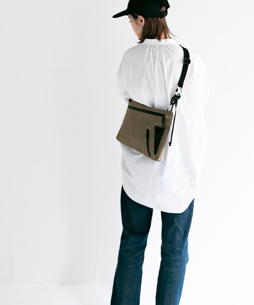AS2OV(アッソブ)の「【AS2OV/アッソブ】 WATER PROOF CORDURA 305D SACOCHE / 防水 サコッシュ(ショルダーバッグ・メンズ・ブラック/カーキオリーブ・FREE)」の20枚目の写真