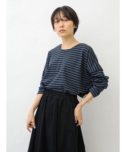 AMERICAN HOLIC（アメリカンホリック）の「バックV2WAYカットボーダープルオーバー　＊〇（Tシャツ/カットソー・レディース・ブラック/カーキ/ブルー/アイボリー/モカ・FREE）」の5枚目の写真