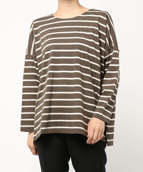 AMERICAN HOLIC（アメリカンホリック）の「バックV2WAYカットボーダープルオーバー　＊〇（Tシャツ/カットソー・レディース・ブラック/カーキ/ブルー/アイボリー/モカ・FREE）」の10枚目の写真