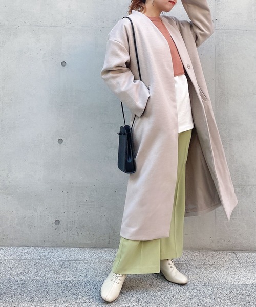 archives(アルシーヴ)の「Vネックコート(ノーカラーコート・レディース・アイボリー/ブラック/モカ/ベージュ・MEDIUM)」の5枚目の写真