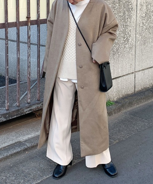 archives(アルシーヴ)の「Vネックコート(ノーカラーコート・レディース・アイボリー/ブラック/モカ/ベージュ・MEDIUM)」の8枚目の写真