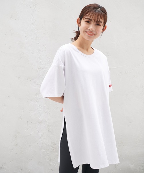 MILKFED.(ミルクフェド)の「SIDE SLIT LOGO TUNIC(チュニック・レディース・ホワイト/ブラック・ONE SIZE)」の14枚目の写真