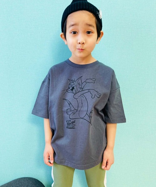 THE CASUAL(カジュアル)の「TOMandJERRY ビッグシルエットトムプリント半袖Tシャツ カットソー キッズ(Tシャツ/カットソー・キッズ・ミント/モカ/ベージュ/ラベンダー/オフホワイト/チャコール・130cm/140cm/120cm/150cm/160cm/110cm)」の3枚目の写真