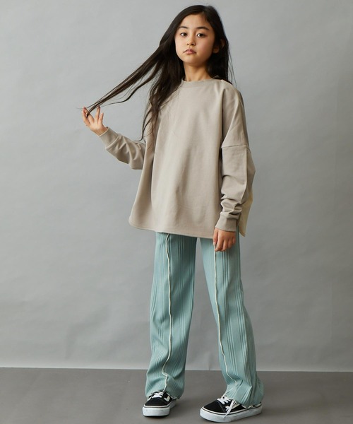 &yam(アンドヤム)の「プレミアムコットン異素材切り替え配色ポンチョトップス(Tシャツ/カットソー・キッズ・ピンク/オレンジ/グレー/ホワイト/ブラック/ベージュ/ブルー/パープル・120-130cm/110-120cm/130-140cm/150-160cm/140-150cm)」の22枚目の写真