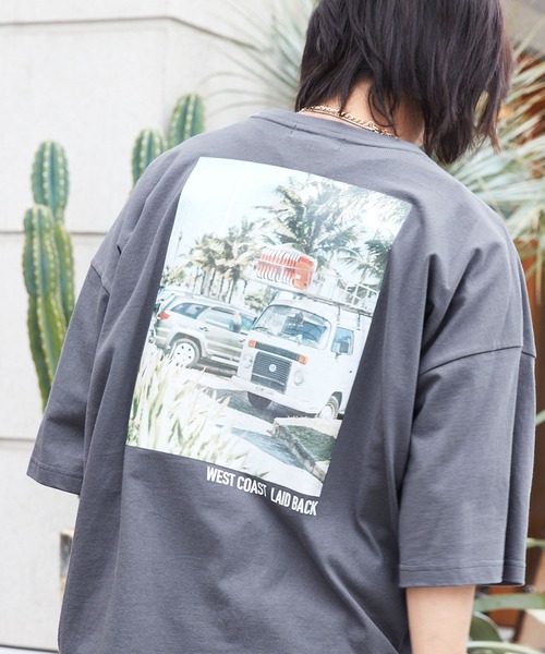 MONO-MART（モノマート）の「コットン天竺 オーバーサイズ イラストロゴ＆転写プリント 半袖カットソー（Tシャツ/カットソー・メンズ・ホワイト/チャコールグレー/ライトブルー/ブラック/その他/ホワイト系その他/ブラック系その他/グレー系その他/ベージュ系その他/グリーン系その他/ブルー系その他/ホワイト系その他2/ホワイト系その他3/ホワイト系その他4/ホワイト系その他5/ホワイト系その他6/ホワイト系その他7/ブラック系その他2/ブラック系その他3/グレー系その他2/グレー系その他3/ベージュ系その他2/ベージュ系その他3/ベージュ系その他4/ベージュ系その他5/ベージュ系その他6/ベージュ系その他7/グリーン系その他2/グリーン系その他3/グリーン系その他4/ブルー系その他2/ブルー系その他3・M/L）」の14枚目の写真