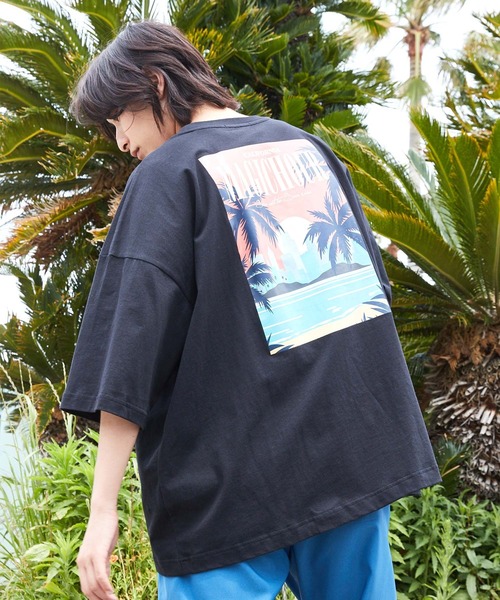 MONO-MART（モノマート）の「コットン天竺 オーバーサイズ イラストロゴ＆転写プリント 半袖カットソー（Tシャツ/カットソー・メンズ・ホワイト/チャコールグレー/ライトブルー/ブラック/その他/ホワイト系その他/ブラック系その他/グレー系その他/ベージュ系その他/グリーン系その他/ブルー系その他/ホワイト系その他2/ホワイト系その他3/ホワイト系その他4/ホワイト系その他5/ホワイト系その他6/ホワイト系その他7/ブラック系その他2/ブラック系その他3/グレー系その他2/グレー系その他3/ベージュ系その他2/ベージュ系その他3/ベージュ系その他4/ベージュ系その他5/ベージュ系その他6/ベージュ系その他7/グリーン系その他2/グリーン系その他3/グリーン系その他4/ブルー系その他2/ブルー系その他3・M/L）」の12枚目の写真