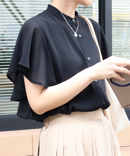 Social GIRL（ソーシャルガール）の「フリルフレアスリーブブラウス（シャツ/ブラウス・レディース・ブラック/ベージュ/オフホワイト/ブルー/ピンクベージュ/グレー/モカ/スモークピンク・S/M/L/LL）」の3枚目の写真