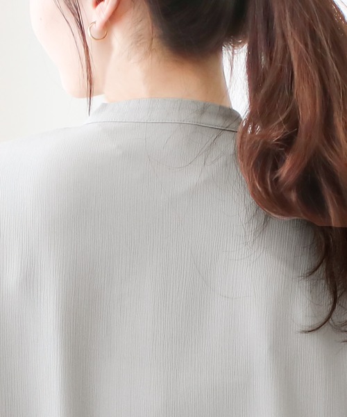 Social GIRL（ソーシャルガール）の「フリルフレアスリーブブラウス（シャツ/ブラウス・レディース・ブラック/ベージュ/オフホワイト/ブルー/ピンクベージュ/グレー/モカ/スモークピンク・S/M/L/LL）」の18枚目の写真