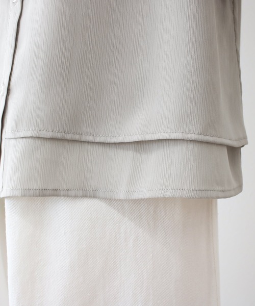 Social GIRL（ソーシャルガール）の「フリルフレアスリーブブラウス（シャツ/ブラウス・レディース・ブラック/ベージュ/オフホワイト/ブルー/ピンクベージュ/グレー/モカ/スモークピンク・S/M/L/LL）」の19枚目の写真