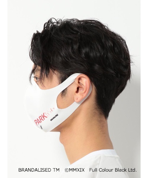 Perfect Suit FActory（パーフェクトスーツファクトリー）の「バンクシーマスク　ホワイト　PARKING（マスク・メンズ・ホワイト・FREE）」の3枚目の写真
