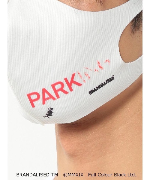 Perfect Suit FActory（パーフェクトスーツファクトリー）の「バンクシーマスク　ホワイト　PARKING（マスク・メンズ・ホワイト・FREE）」の4枚目の写真