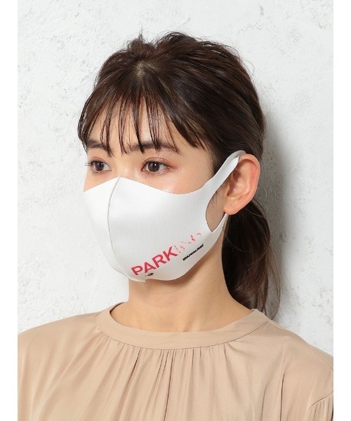Perfect Suit FActory（パーフェクトスーツファクトリー）の「バンクシーマスク　ホワイト　PARKING（マスク・メンズ・ホワイト・FREE）」の6枚目の写真