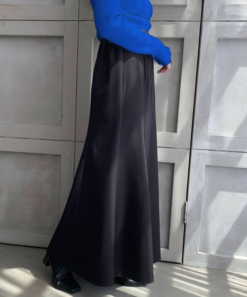 moment+(モーメントプラス)の「【累計販売枚数12万枚突破!】カットジョーゼットマーメイドフレアスカート(スカート・レディース・ブラック/アイボリー/グレイッシュベージュ/パープル/レッド/オレンジ/ダークグリーン/ライトグリーン/ブラウン系その他/ブラウン/ブルー/グリーン/イエロー×グリーン/チャコールグレー・S/M/L)」の15枚目の写真