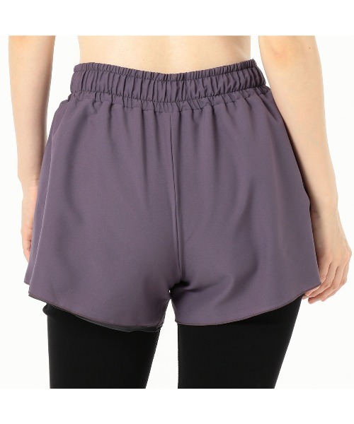 Chacott（チャコット）の「リバーシブルショートパンツ 軽量・2WAYにつかえておトク（その他パンツ・レディース・ライトグレー/ダークパープル/ローズ・M）」の5枚目の写真