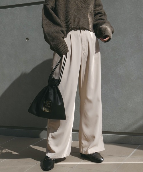 CORNERS(コーナーズ)の「カラーストレートスラックスパンツ(スラックス・レディース・ネイビー/ブラウン/レッド/グリーン/ライトベージュ/ブラック/ライトグリーン/ベージュ系その他/パープル/ブルー/ピンク・M/L)」の5枚目の写真