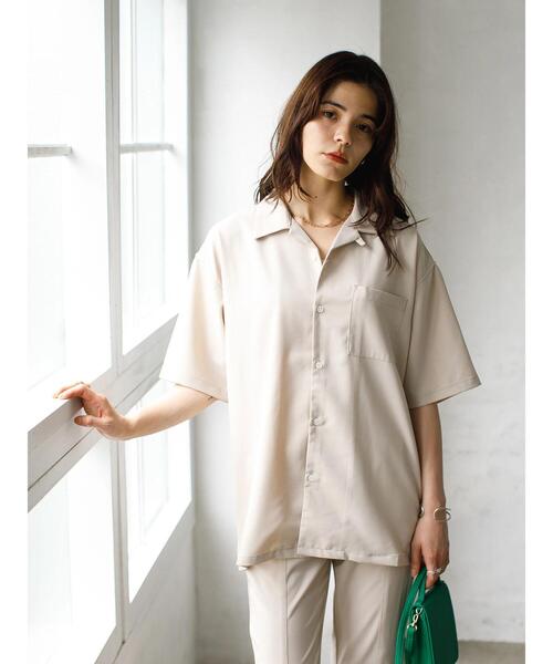 koe（コエ）の「ドライタッチポリトロ半袖オープンカラーシャツ＊（シャツ/ブラウス・レディース・ブラック/サックスブルー/ベージュ/ライトベージュ・L/M）」の6枚目の写真