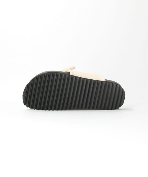 BEAUTY&YOUTH UNITED ARROWS（ビューティーアンドユースユナイテッドアローズ）の「BY トングリボン プラットフォームサンダル（サンダル・レディース・オフホワイト/オリーブ/ブラック・MEDIUM/LARGE）」の6枚目の写真