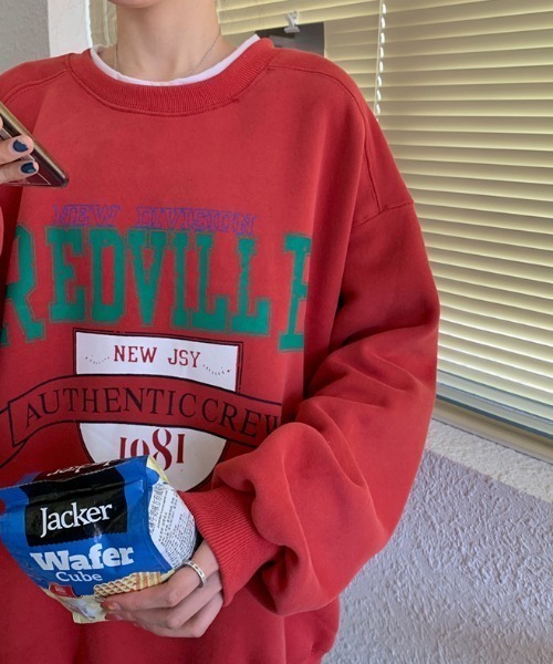 KOR（ケーオーアール）の「ビッグシルエット ロゴプルオーバー（スウェット・レディース・グレー/ブラック/ネイビー・FREE）」の11枚目の写真