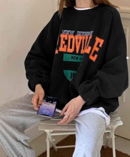 KOR（ケーオーアール）の「ビッグシルエット ロゴプルオーバー（スウェット・レディース・グレー/ブラック/ネイビー・FREE）」の15枚目の写真