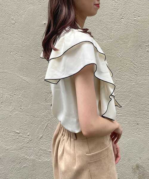 MAJESTIC LEGON(マジェスティックレゴン)の「クラシカルノースリブラウス(シャツ/ブラウス・レディース・グリーン/アイボリー/ブラック系その他/ホワイト系その他2・MEDIUM/SMALL)」の19枚目の写真