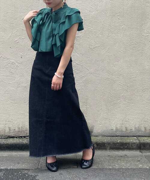 MAJESTIC LEGON(マジェスティックレゴン)の「クラシカルノースリブラウス(シャツ/ブラウス・レディース・グリーン/アイボリー/ブラック系その他/ホワイト系その他2・MEDIUM/SMALL)」の11枚目の写真