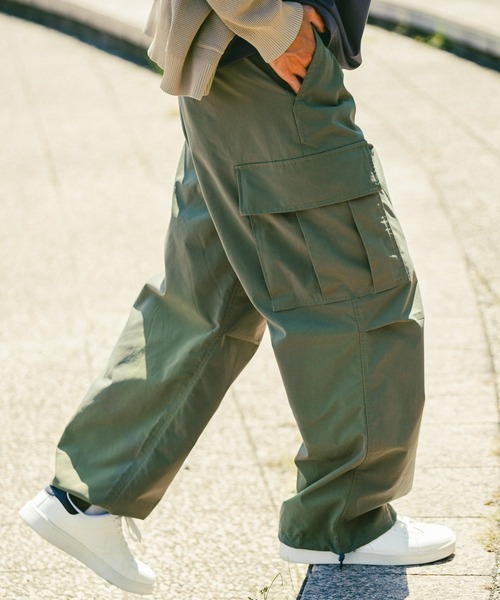 HINSON（ヒンソン）の「【HINSON×BAYFLOW】カーゴパンツ（その他パンツ・メンズ・カーキ/ブラック・LARGE/MEDIUM）」の2枚目の写真