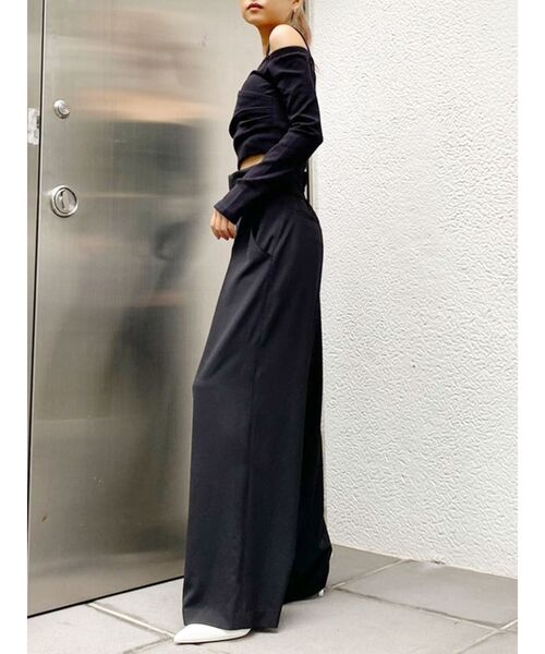 GYDA(ジェイダ)の「カシュクールデザインオフショルトップス(Tシャツ/カットソー・レディース・ブラウン/オフホワイト/ブラック・FREE)」の14枚目の写真