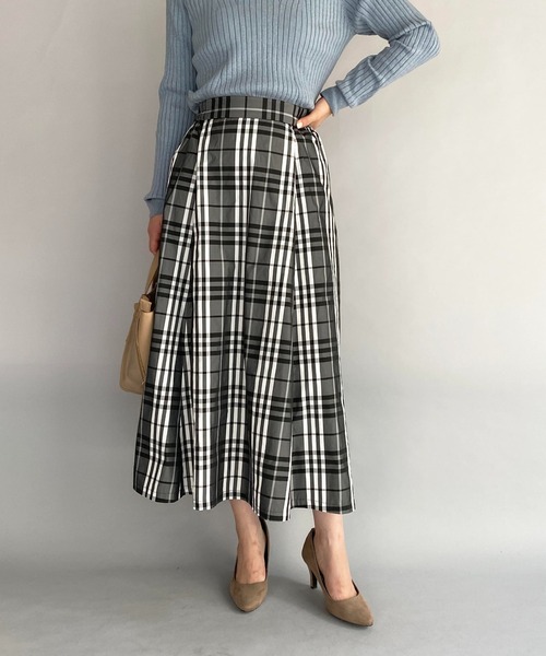 PICCIN(ピッチン)の「チェックフレアギャザースカート(スカート・レディース・ブラック/グレイッシュベージュ・M)」の14枚目の写真