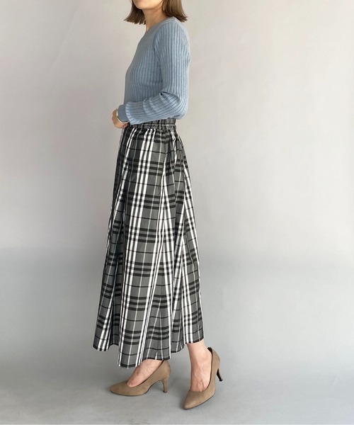 PICCIN(ピッチン)の「チェックフレアギャザースカート(スカート・レディース・ブラック/グレイッシュベージュ・M)」の17枚目の写真