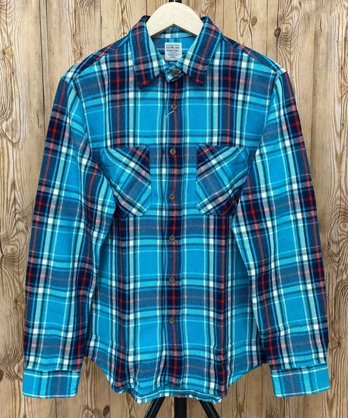 AVIREX（アヴィレックス）の「デイリーコットンフランネル ワークシャツ（シャツ/ブラウス・メンズ・ブラック/カーキ/サックスブルー/レッド/グリーン/ネイビー・M/L/XXL/XL）」の5枚目の写真