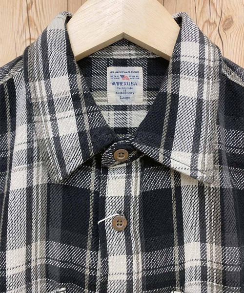 AVIREX（アヴィレックス）の「デイリーコットンフランネル ワークシャツ（シャツ/ブラウス・メンズ・ブラック/カーキ/サックスブルー/レッド/グリーン/ネイビー・M/L/XXL/XL）」の17枚目の写真